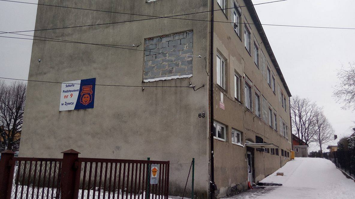 Protestują przeciwko likwidacji szkoły