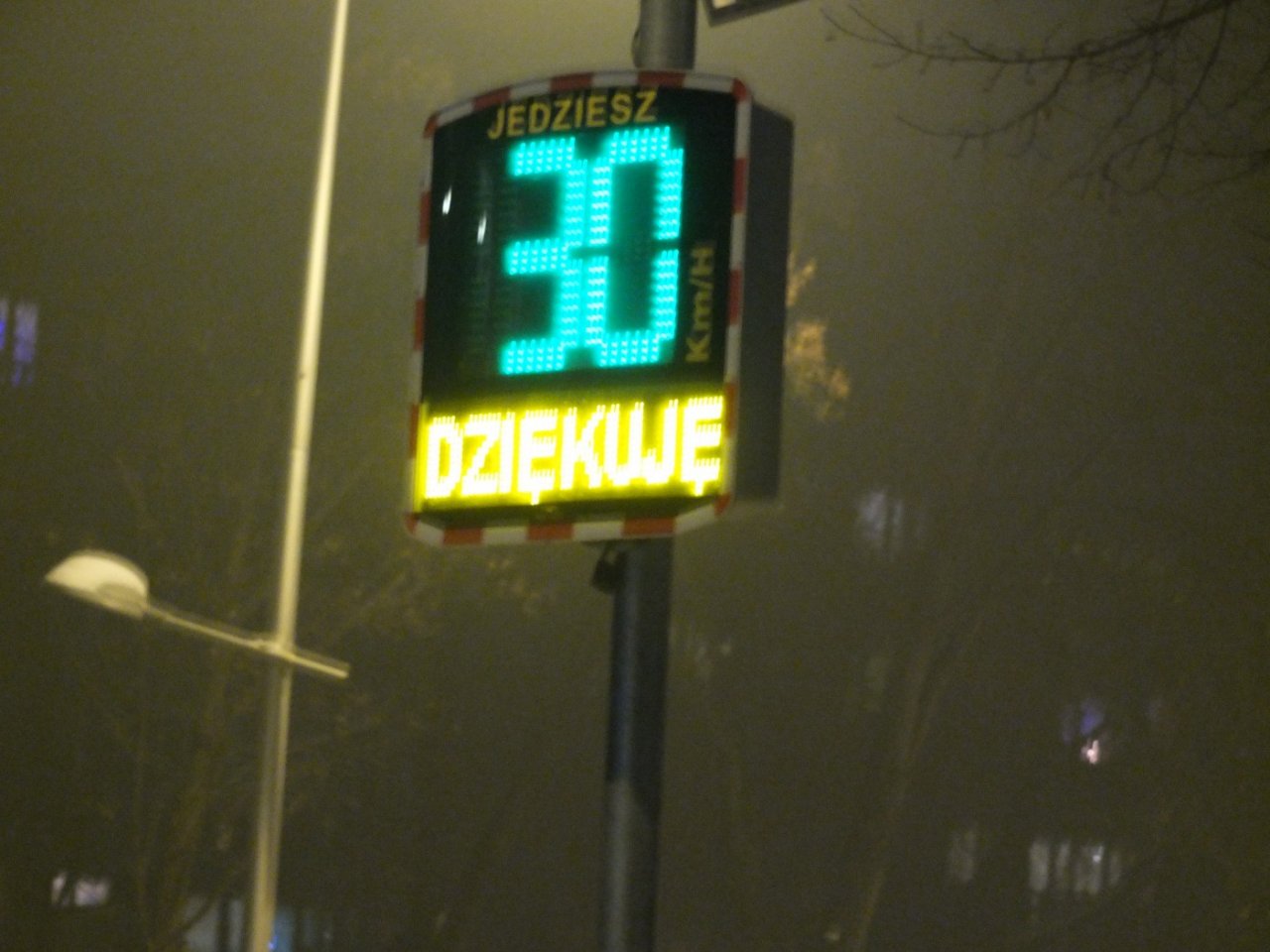 Wyświetlacz radarowy - będą sprawdzać prędkość