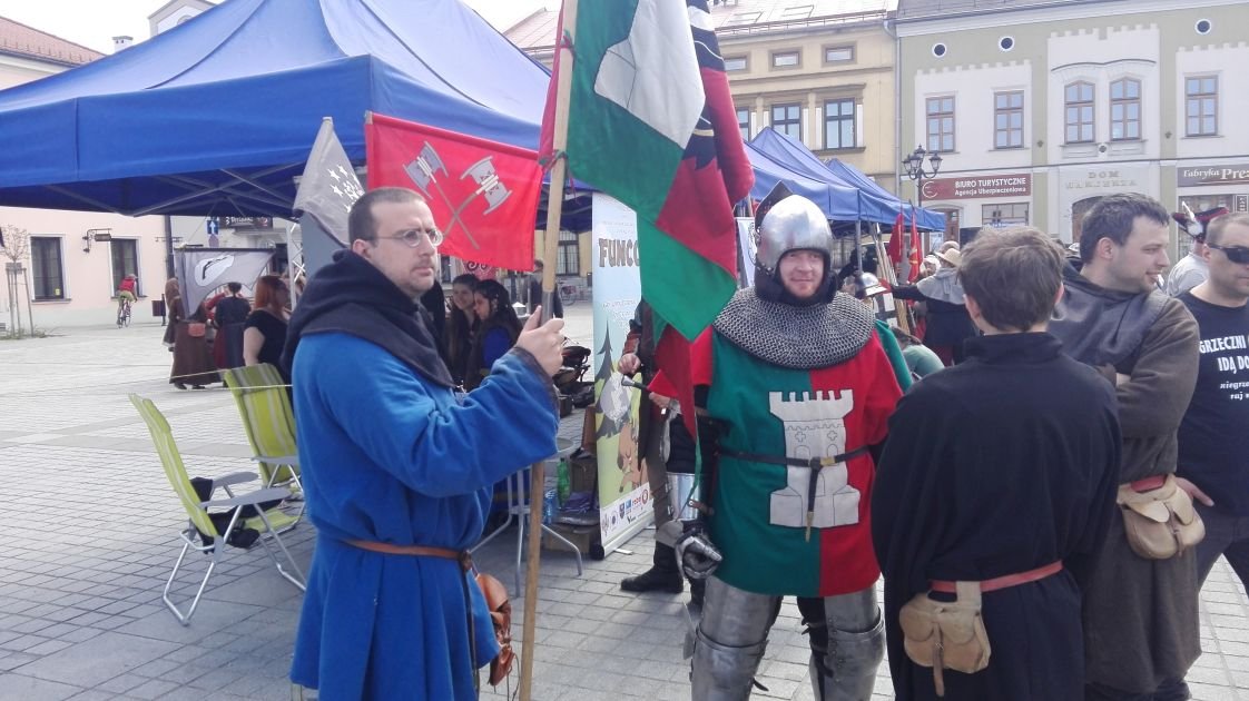 Przebierańcy? Nie. Rekonstruktorzy....