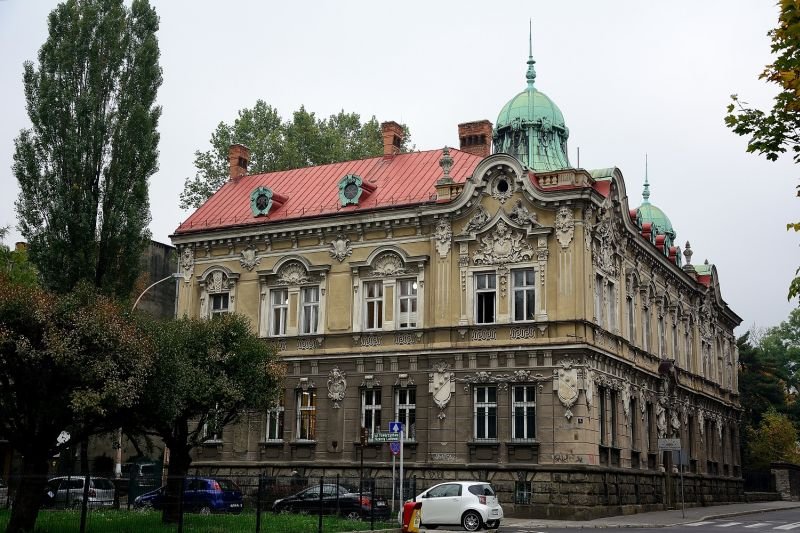 Historia biblioteki na kartach książki