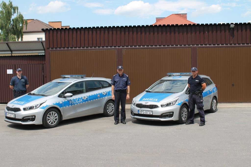Nowe pojazdy dla policji