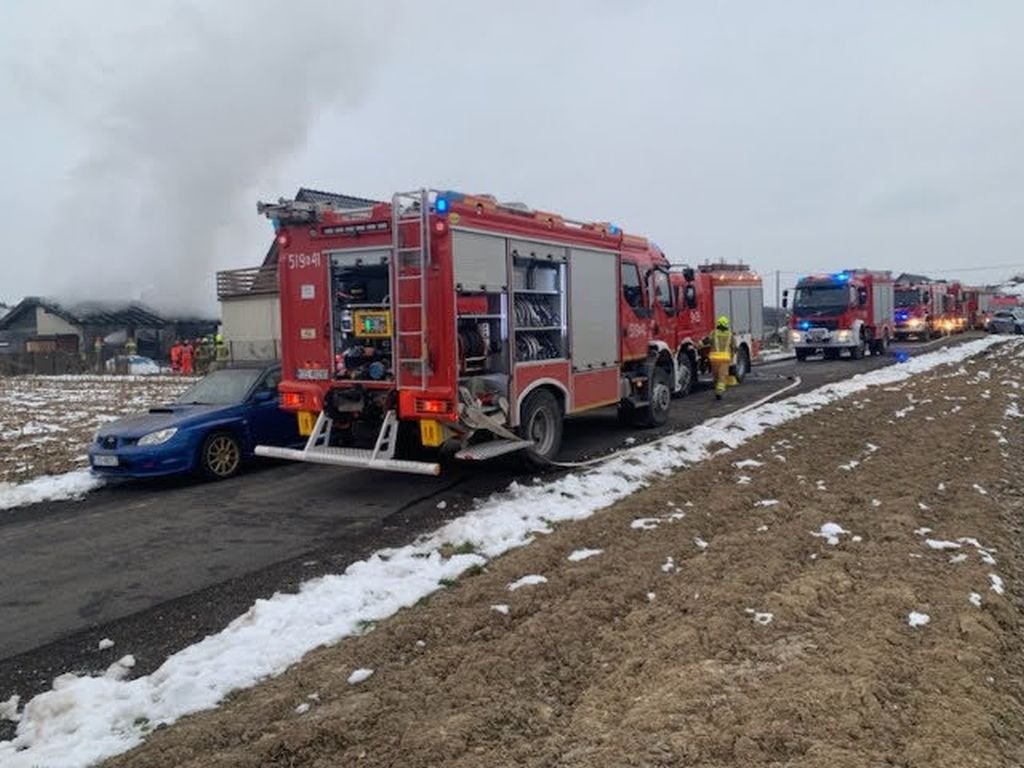 Jedna osoba poszkodowana w pożarze