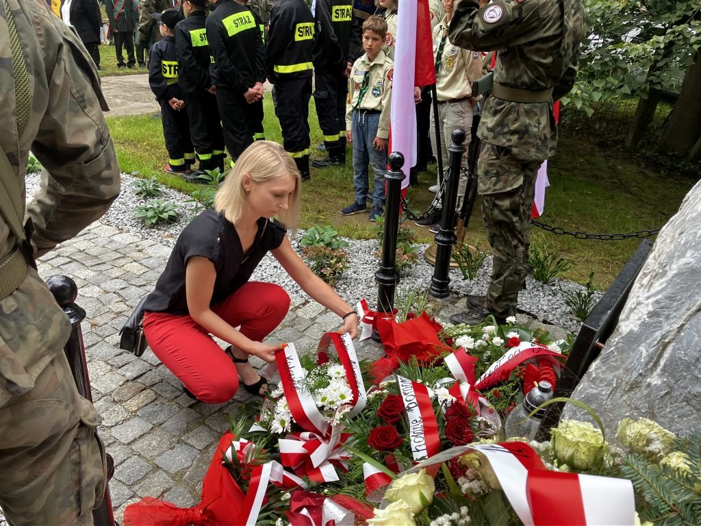 Krwawa zbrodnia. Przypomina o niej obelisk