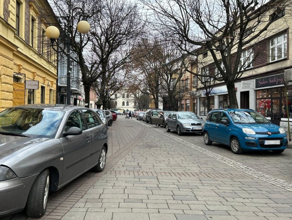 Jednokierunkowa zamknięta
