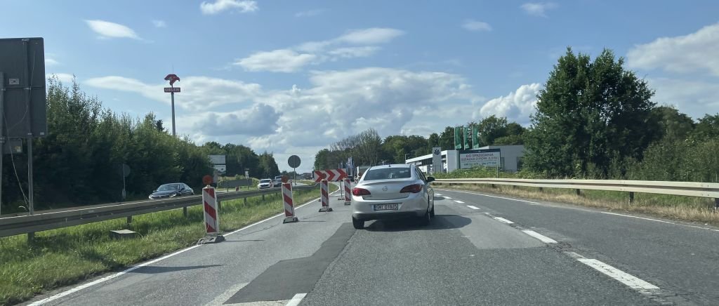 Przygotowania Do Budowy Węzła. Przewężenia Na Warszawskiej