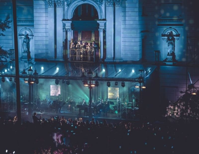 Młynarski W Bielsku-Białej - Koncert W Oknie Teatru Polskiego!