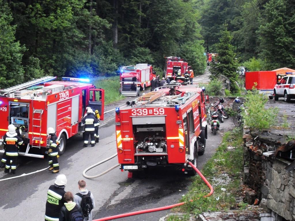 Mnóstwo wozów na sygnale