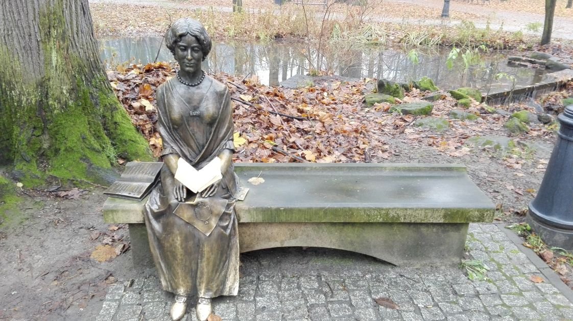 Co czyta Alicja?