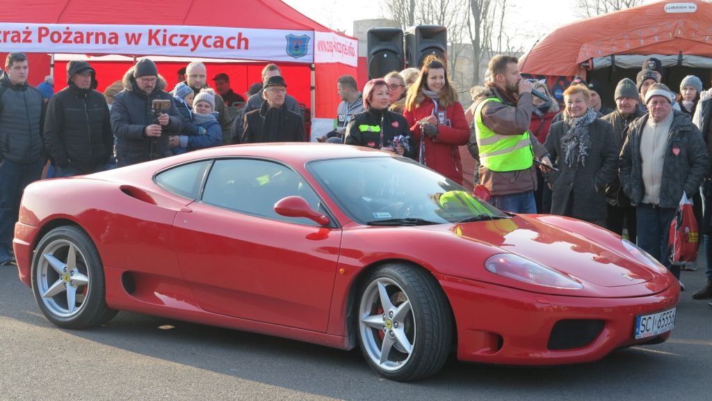 Tłumy po przejażdżkę. I to za niemałą kasę!