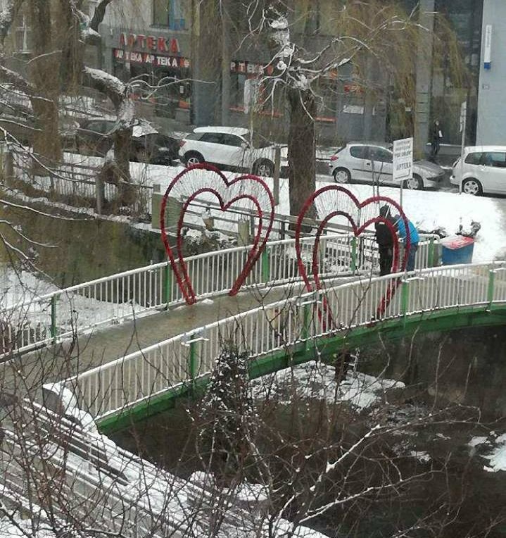 Romantyczny mostek