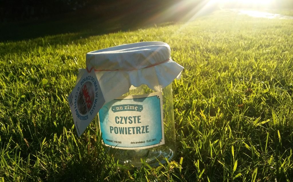Zamknęli w słoiku czyste powietrze. To nie żart...