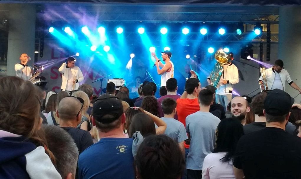 Gwiazdy na scenie. Początek już w piątek!