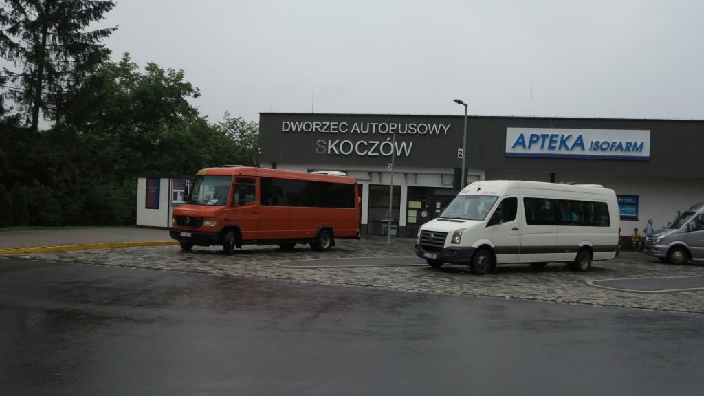 Firma zgłosiła upadłość. Co z pasażerami?