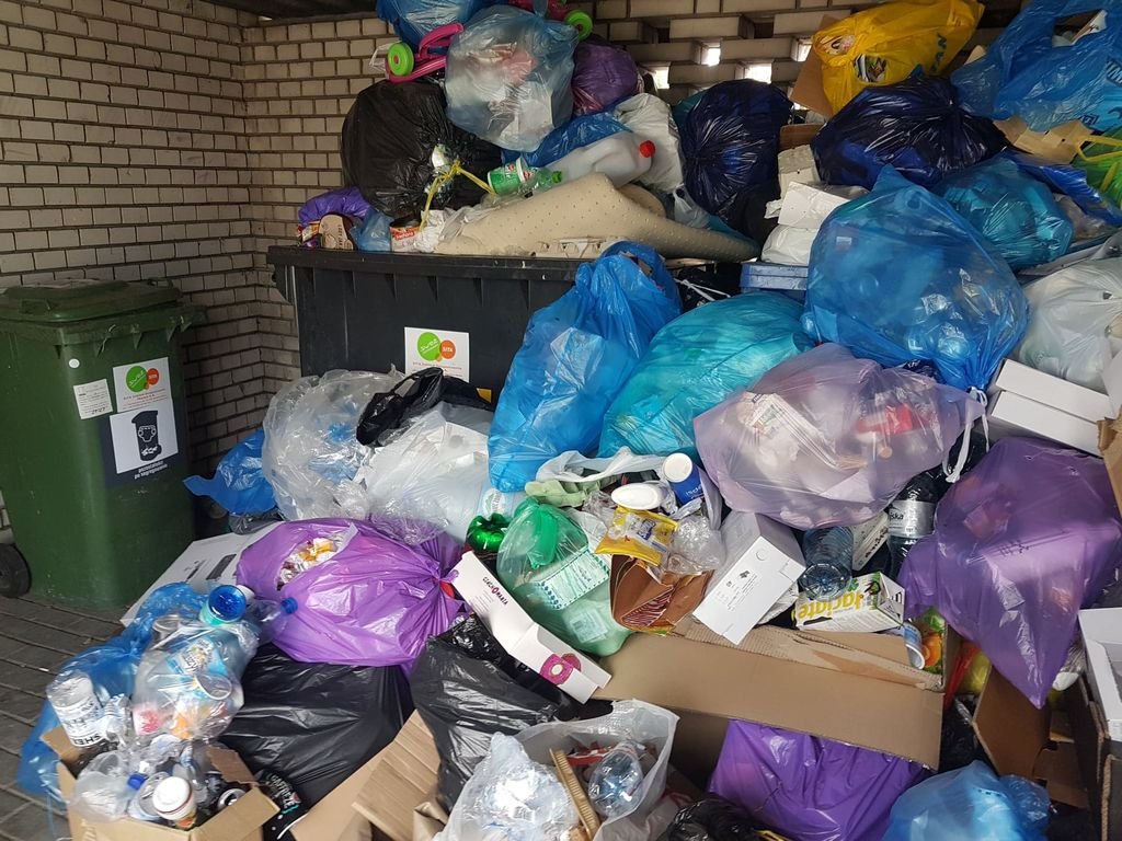 Śmierdząca sprawa. Rezygnują z segregowania