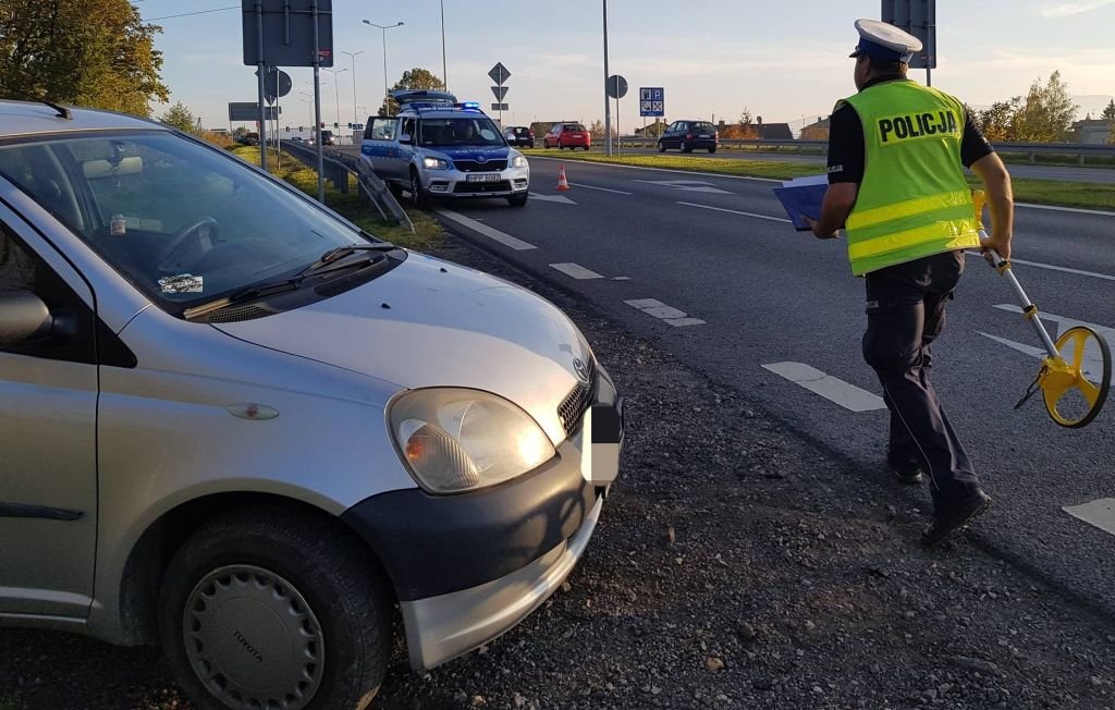 Potrącenie nastolatki. Nic jej się nie stało