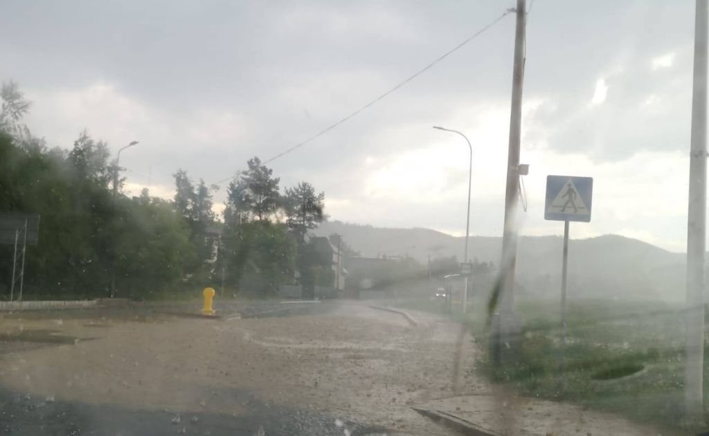 Krajobraz po burzy nie jest za ciekawy