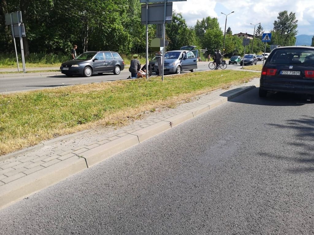 Piesza potrącona na pasach