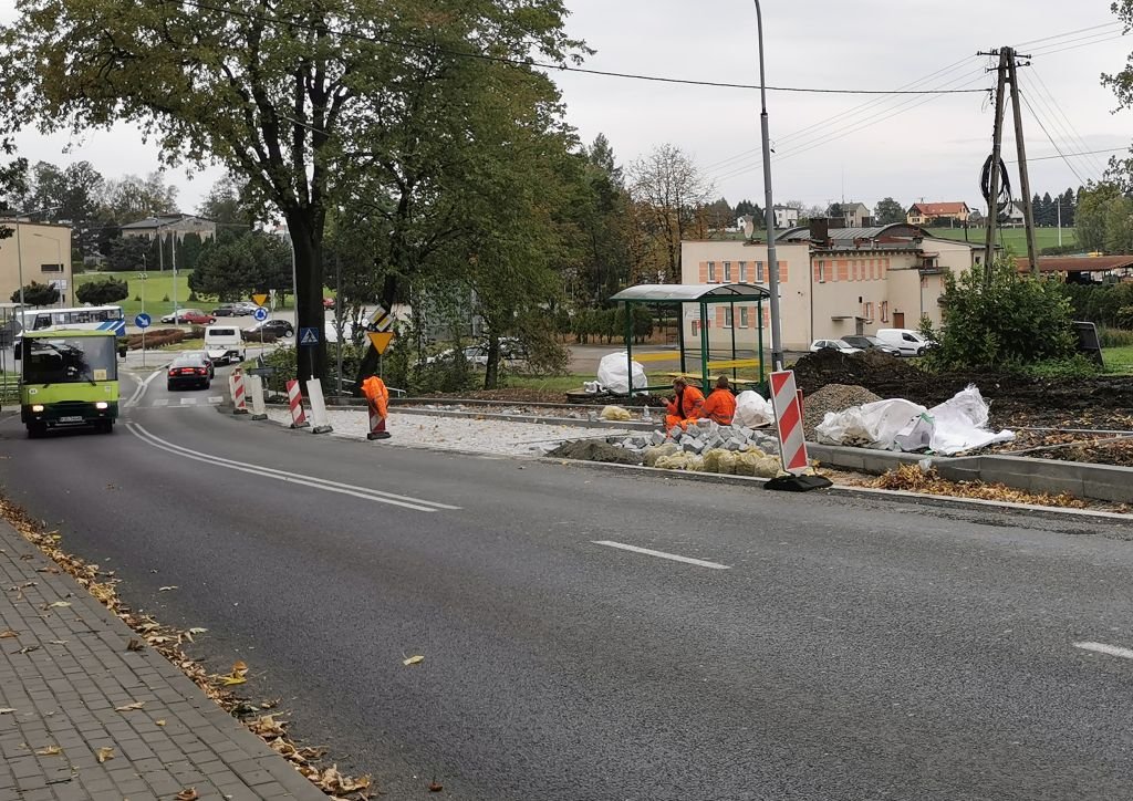 Chodniki, drogi i jeszcze raz chodniki