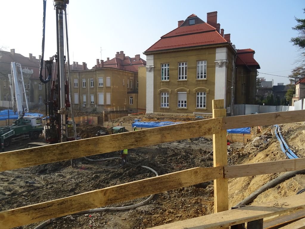 Rozbudowa "onkologa". Byliśmy na budowie