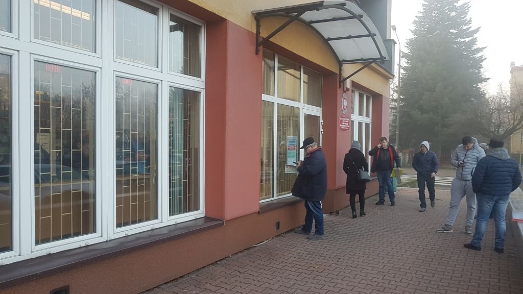 Tutaj kolejki ustawiają się od rana
