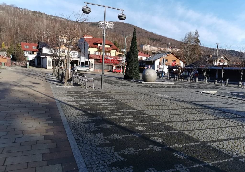 Turysta skarży miasto. "Zamiast czystego powietrza jest smog"