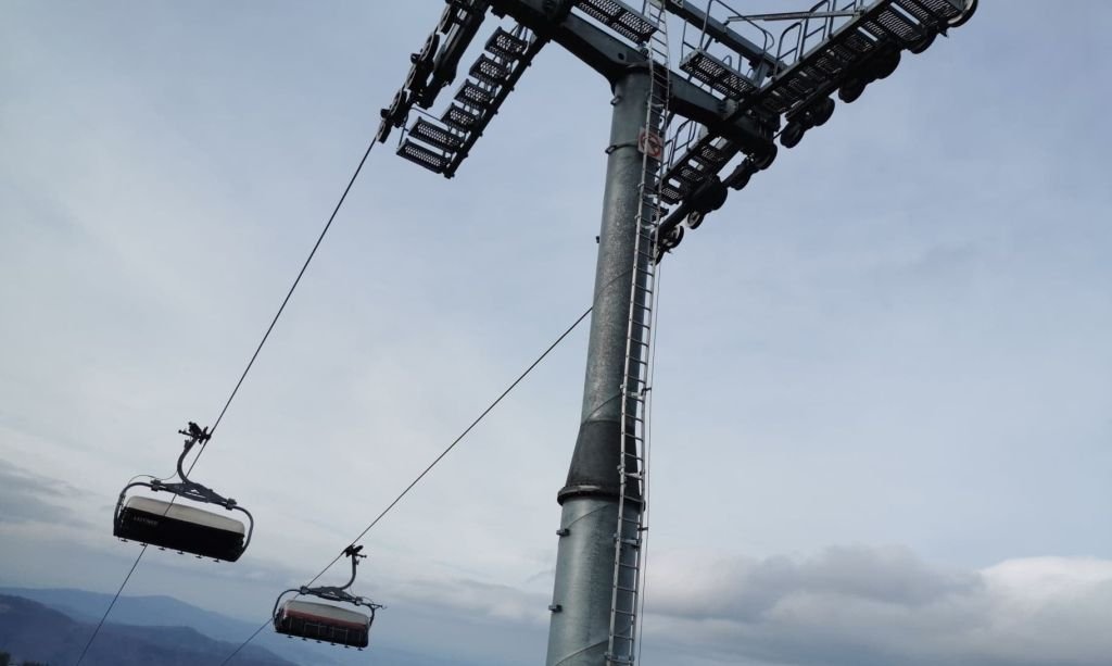 Wyciągi, kolejki i skocznie pod lupą nadzoru budowlanego