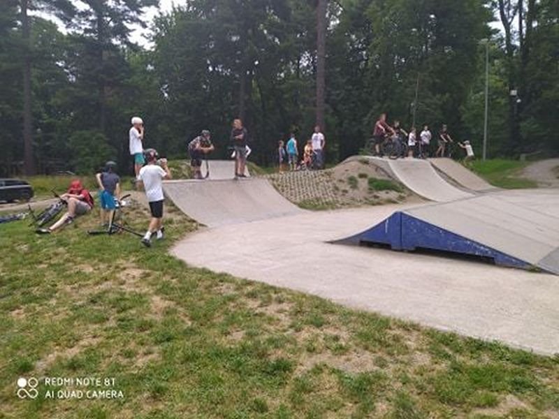 Kampania w skateparku