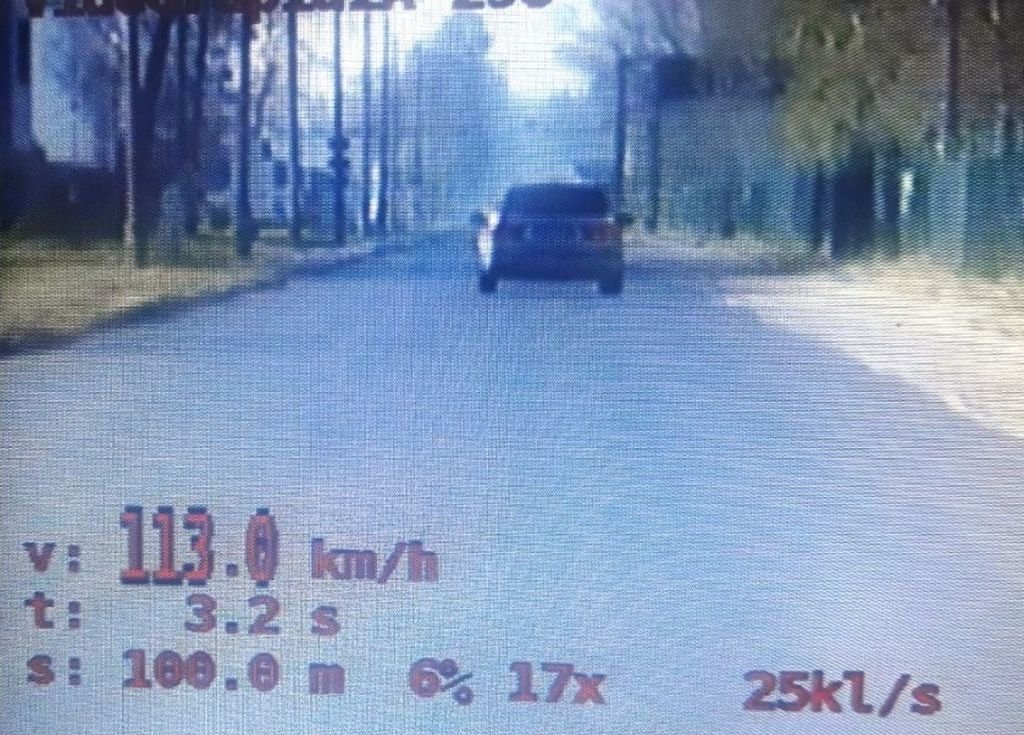 Dziewięciu piratów drogowych straciło prawa jazdy.