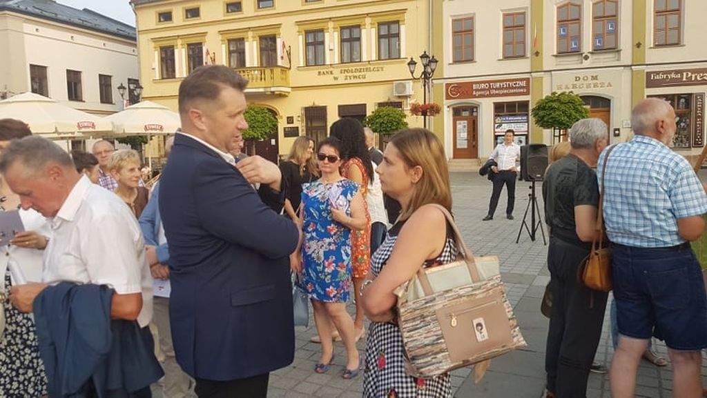 W poniedziałek premier, we wtorek minister