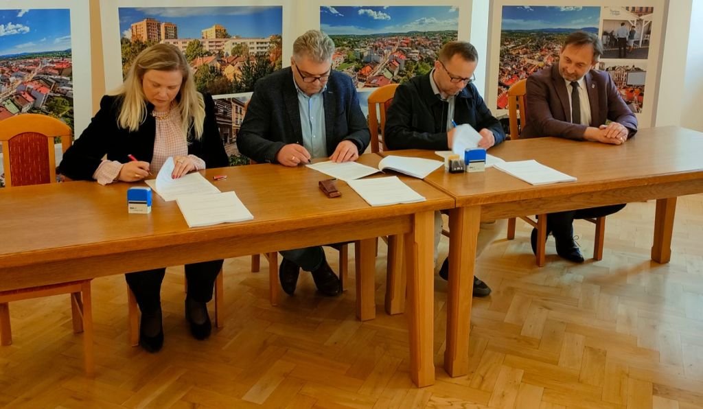 Dokumenty podpisane. Będzie przebudowa