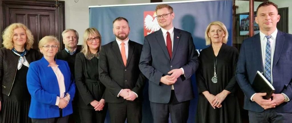 Kiedyś był tam hotel. Teraz to budynek sądu