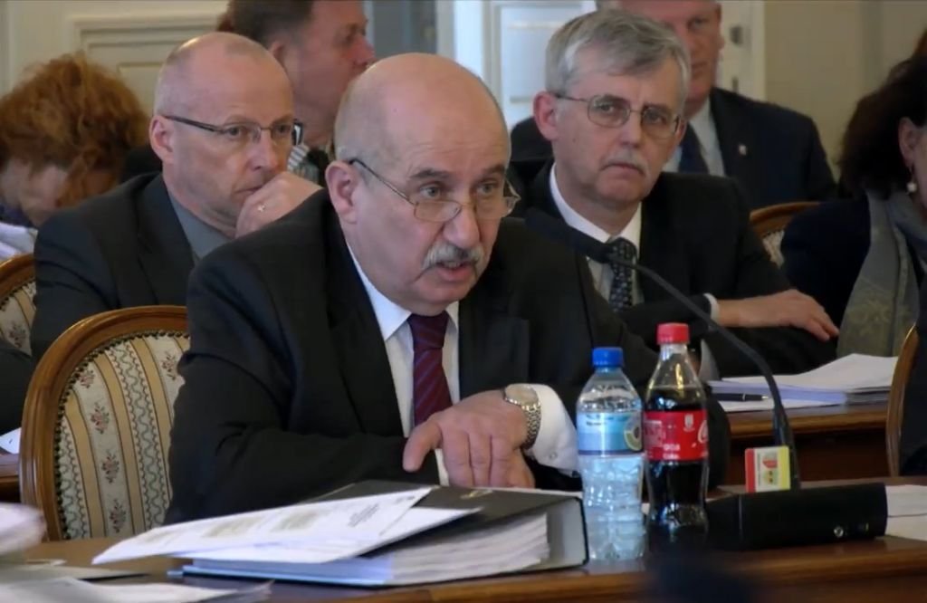 Jacek Krywult rezygnuje z funkcji radnego. Kto obejmie mandat?