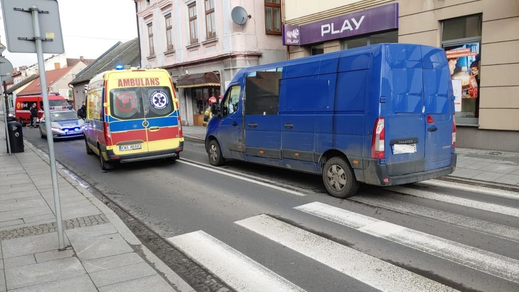 Potrącenie 10-latka na pasach