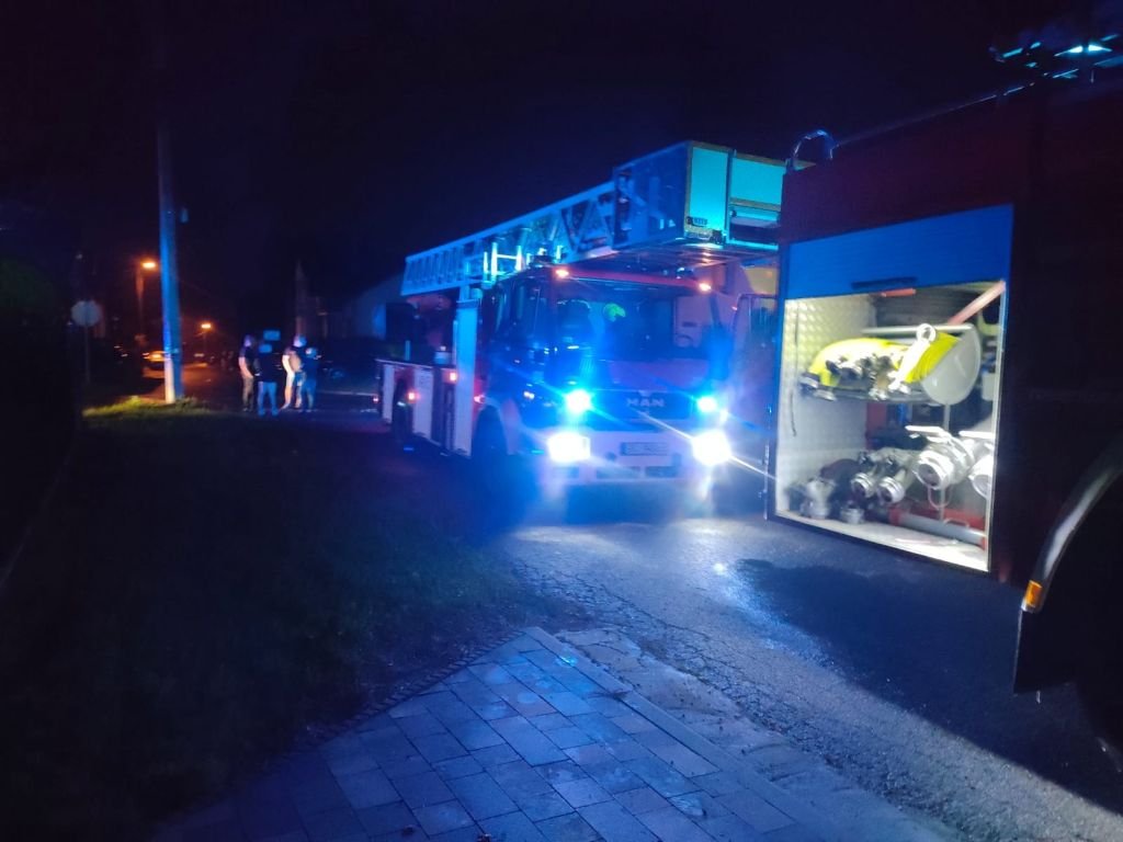 Piorun uderzył w dom