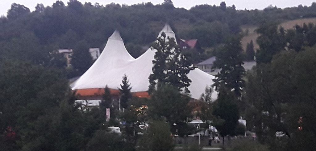 Burza przerwała koncert