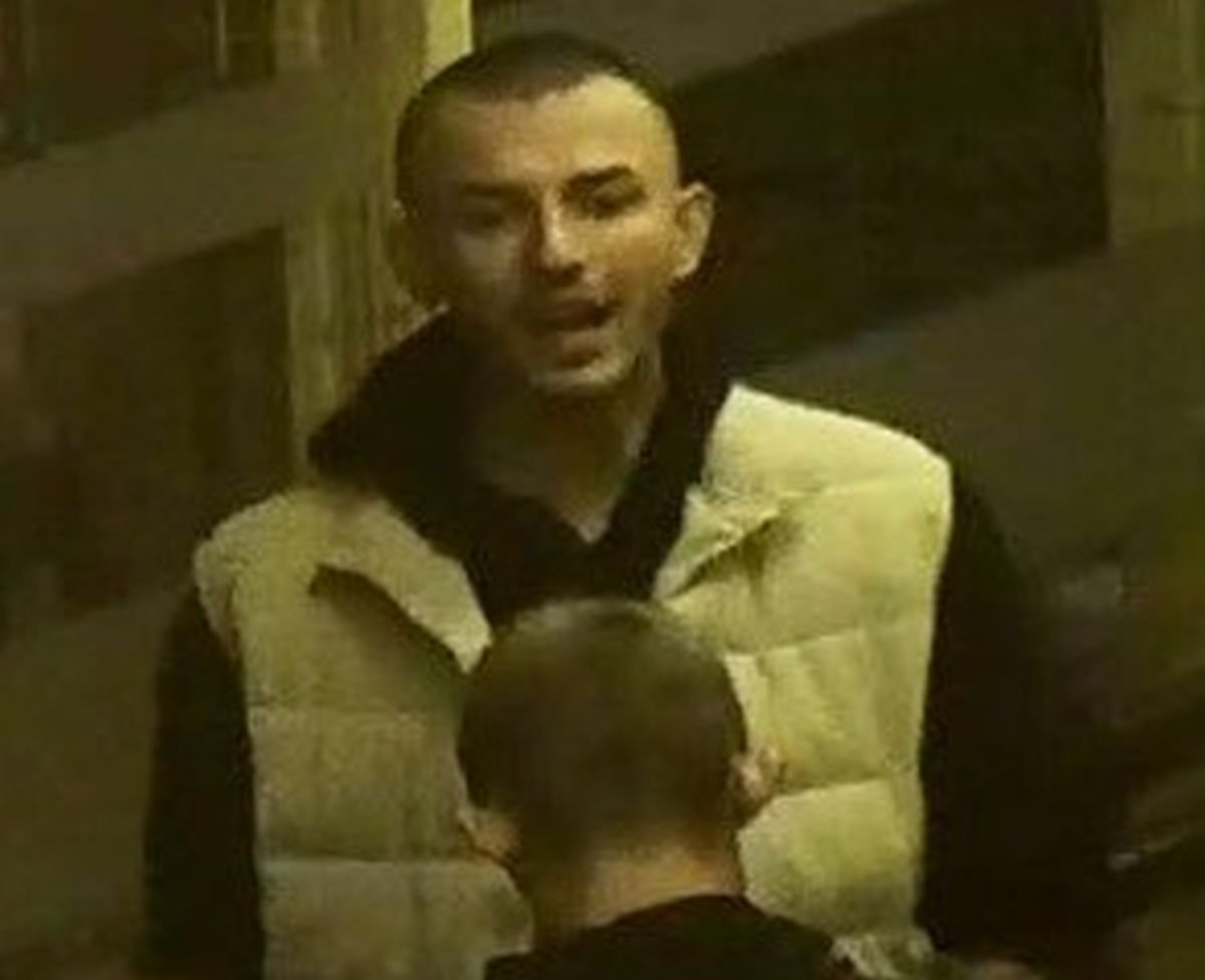 Poszukiwany przez policję