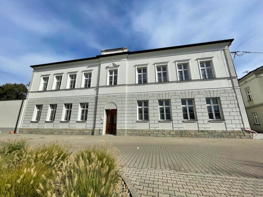 Od Poniedziałku Przyjmują W Nowej Siedzibie