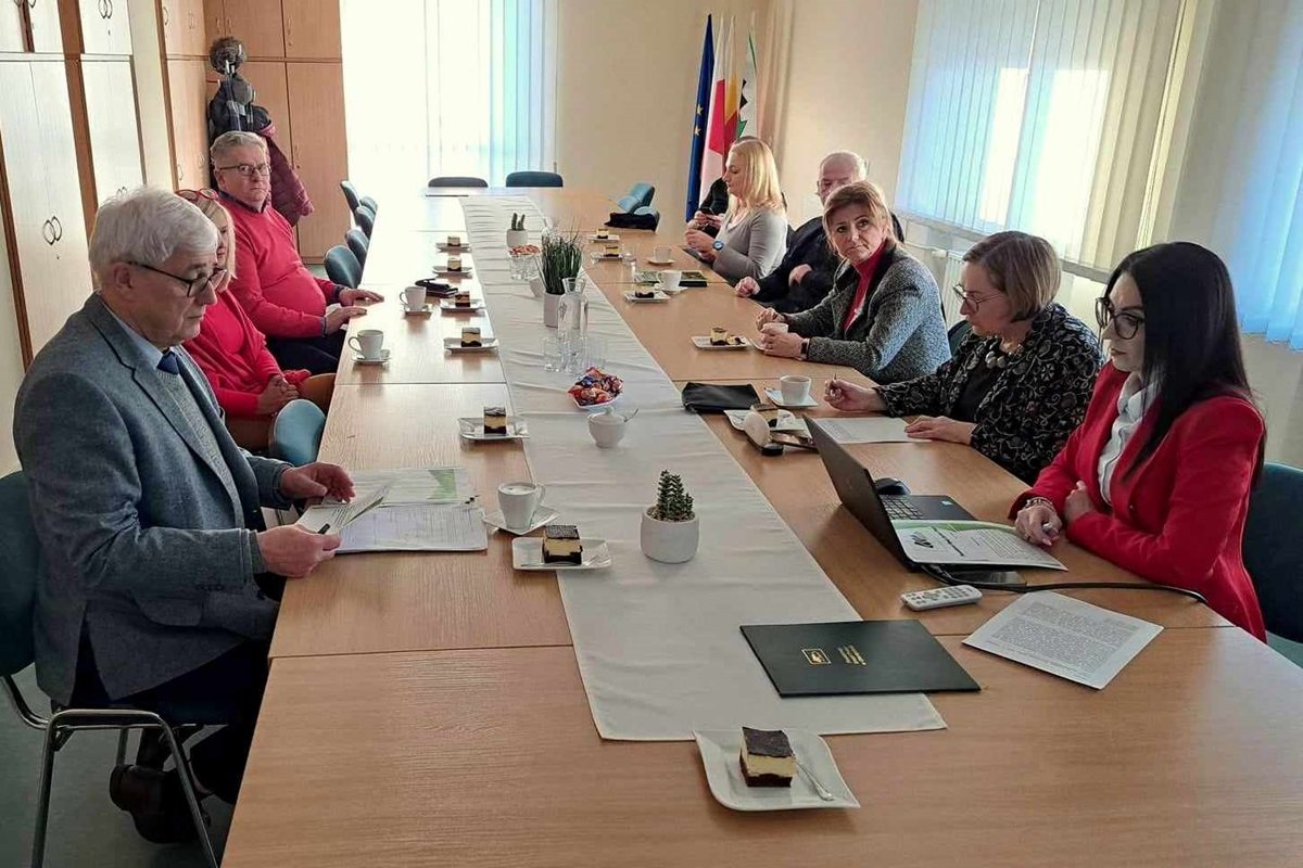 Od stycznia więcej osób bez pracy