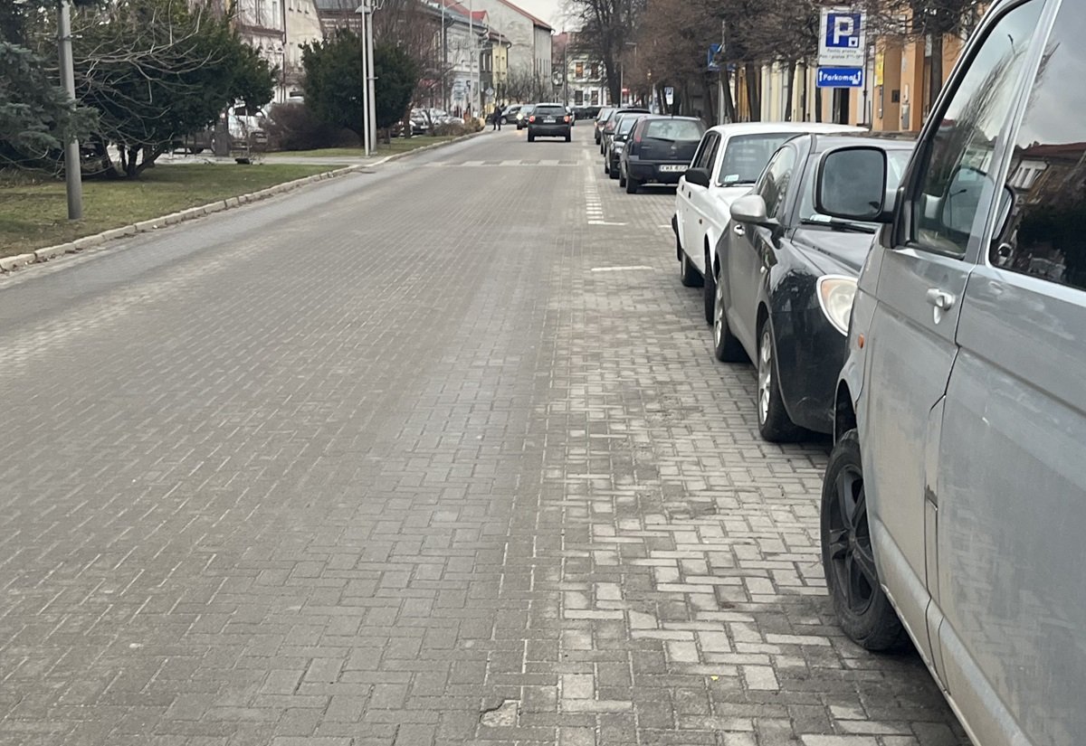 Sztuczna inteligencja pomoże zaparkować
