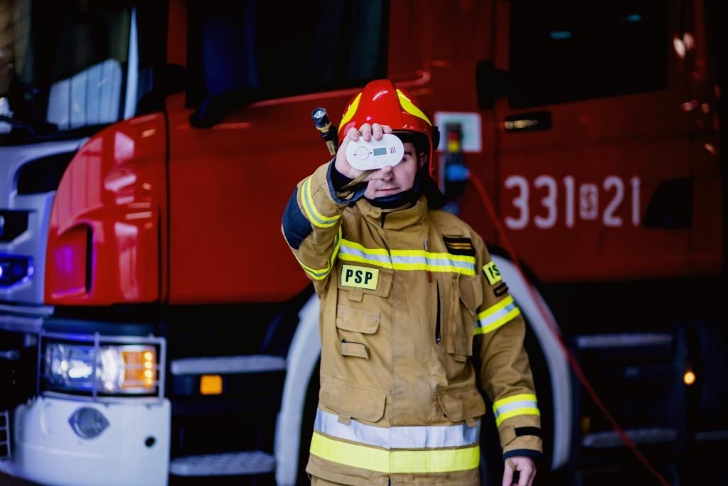 Wezwano strażaków. A wystarczyło wymienić baterie
