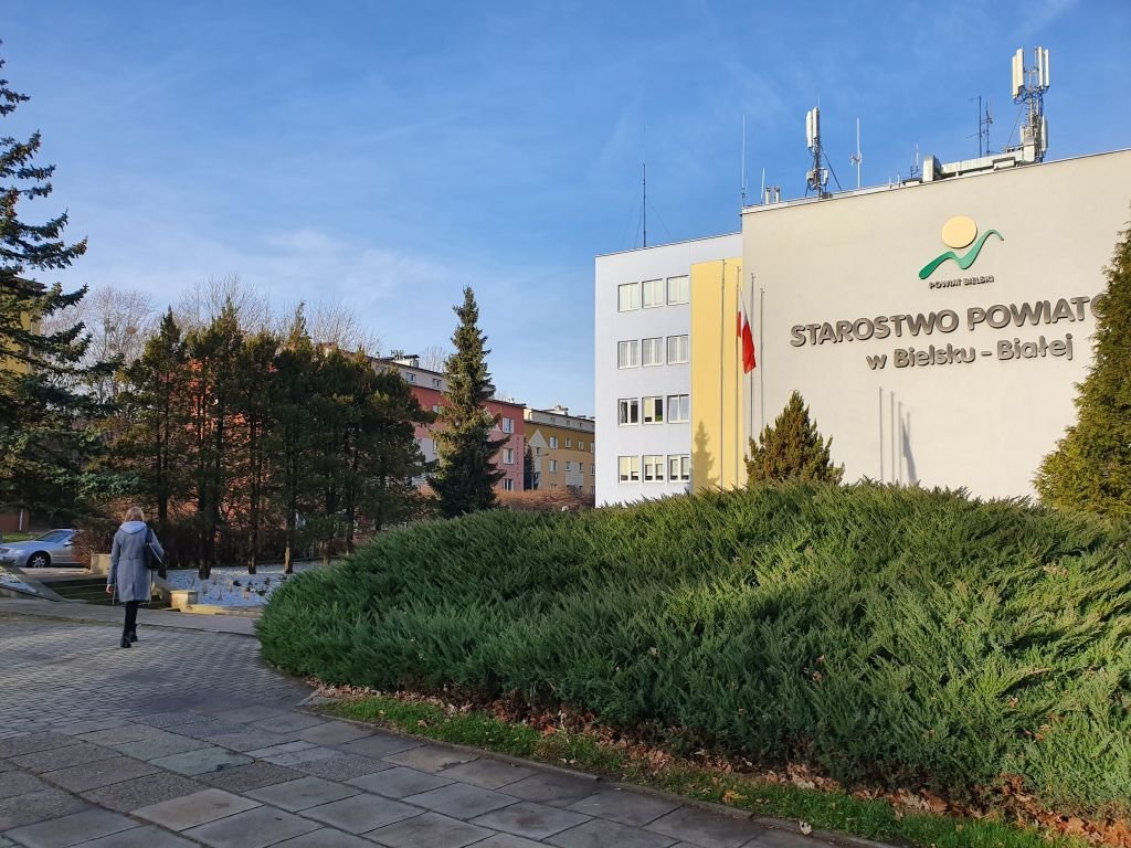 Powiat bielski zdominowały dwa ugrupowania