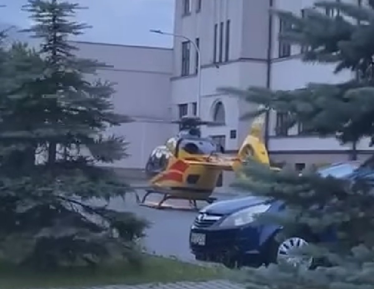Kobieta wypadła z okna na czwartym piętrze