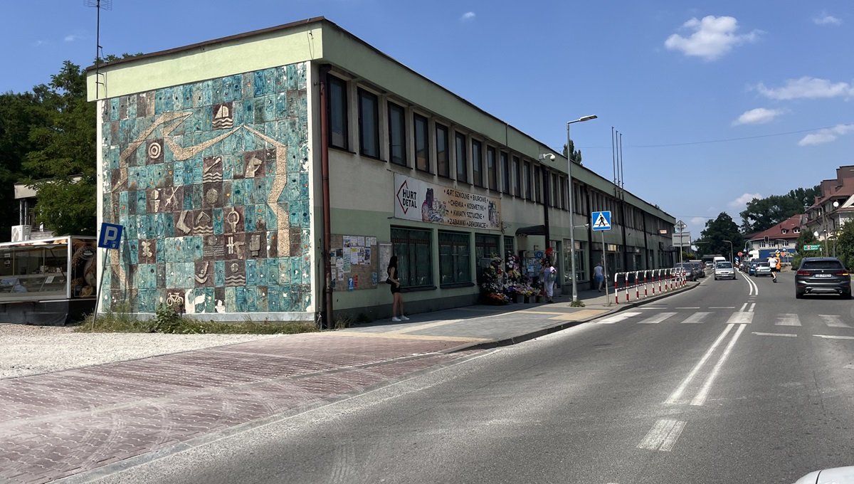 Hala do wyburzenia