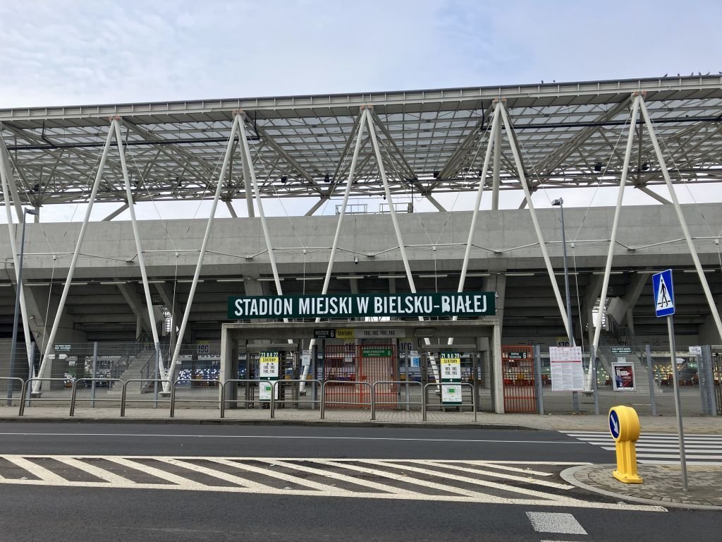 Sypią się oświadczenia. Radny rezygnuje z funkcji
