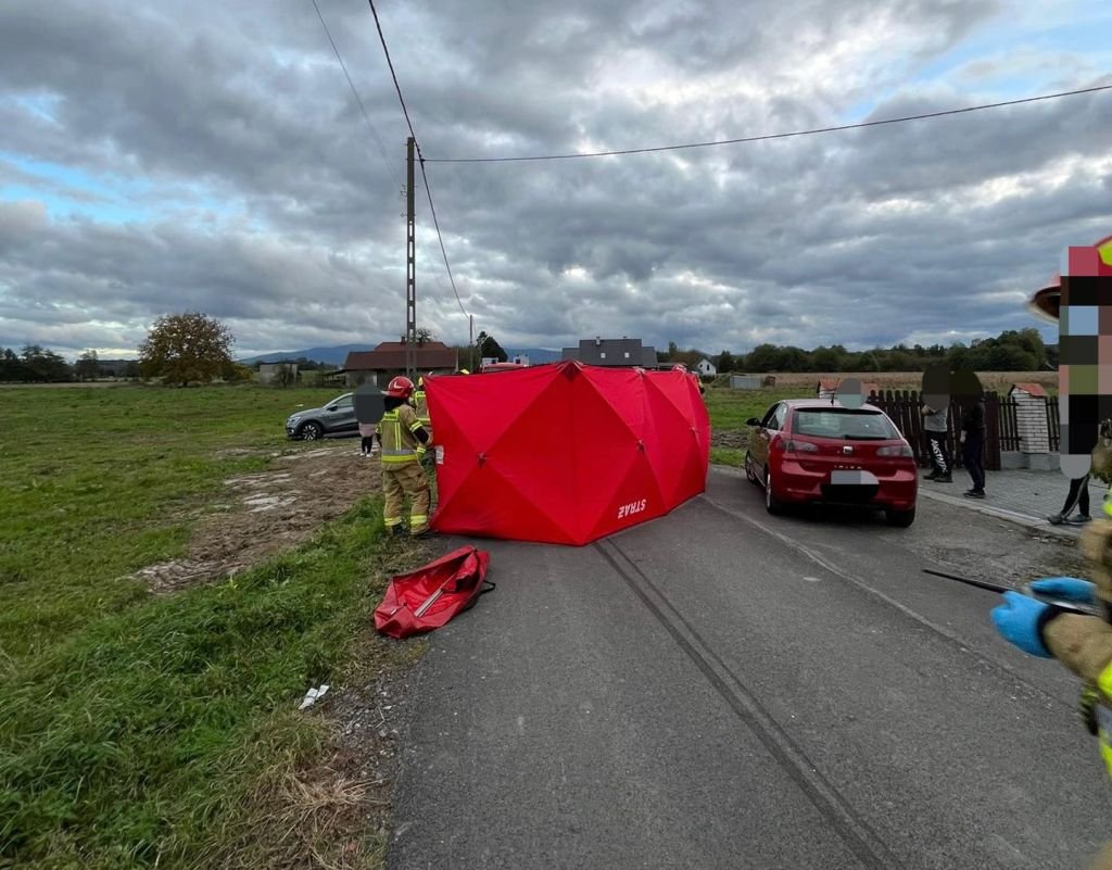Wypadek z motocyklistą, przyleciała lotnicza karetka [AKTUALIZACJA]