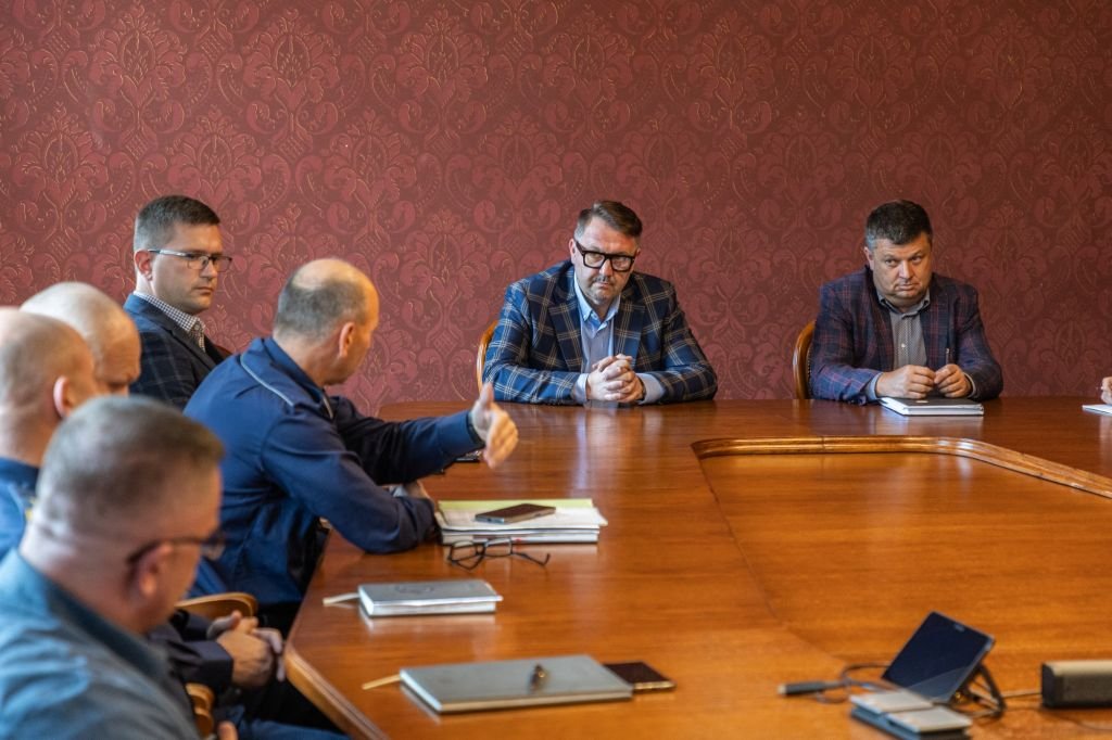 Prezydent nie wytrzymał. Wielkie "grillowanie" w ratuszu