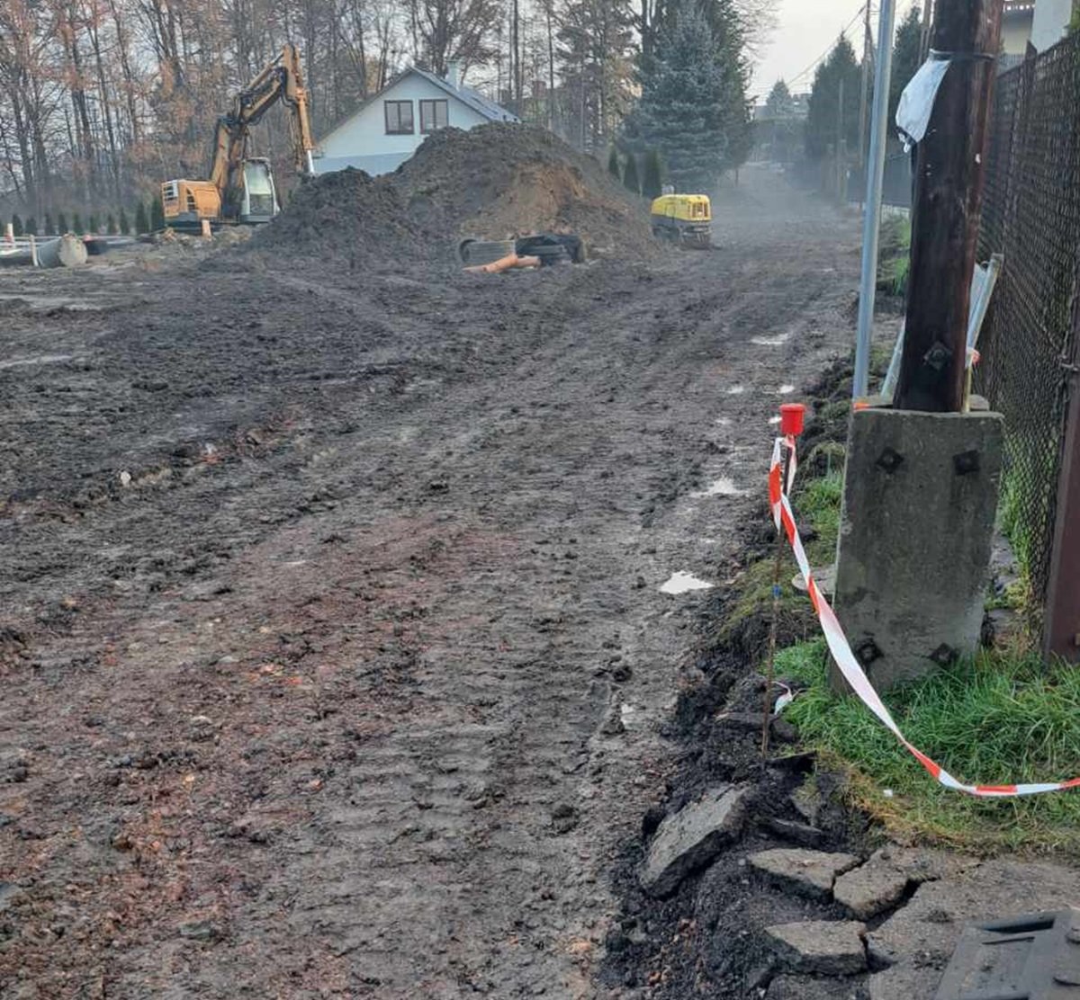 Odcięci przez remont. Pracownicy są "w uprzejmy sposób bezczelni"