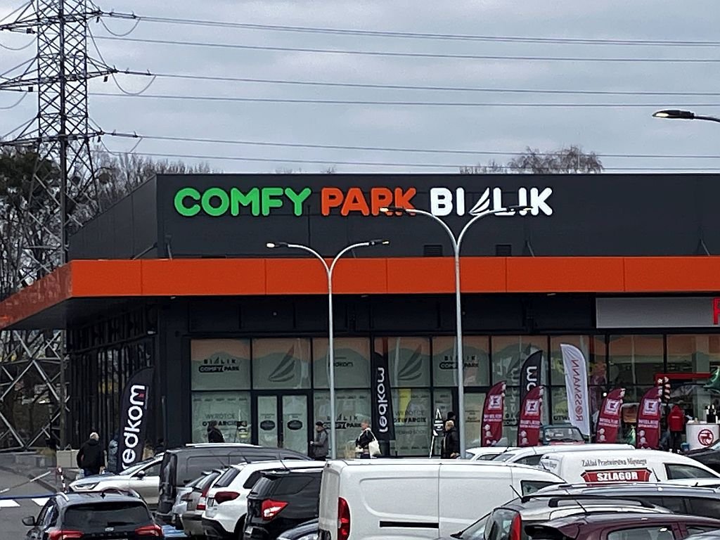 Bielik otwarty. Ludzi tłum!