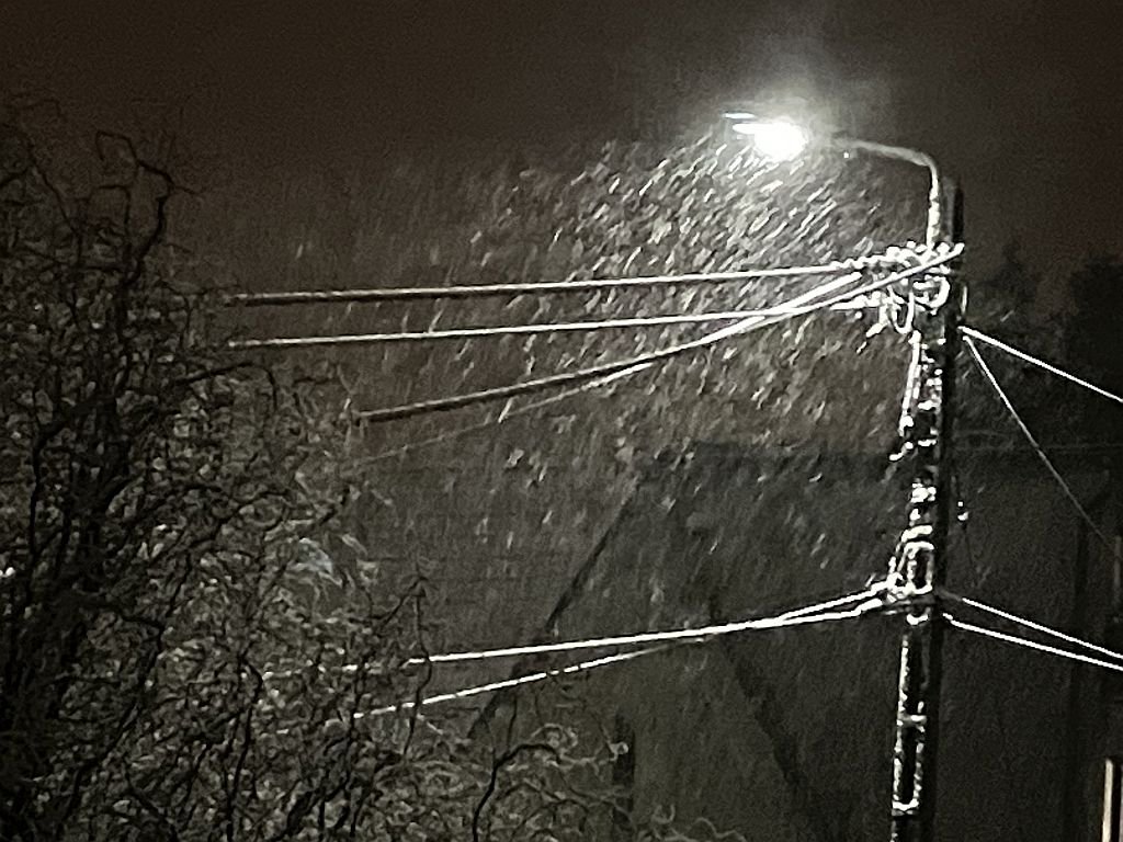 Rano wiosna, wieczorem zima. Pogoda zmienia się w oczach