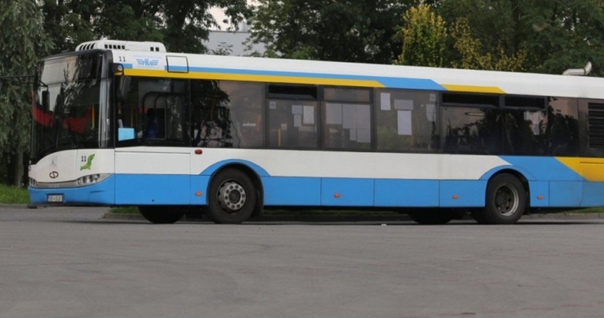 Awantura w autobusie miejskim. 45-latka pod silnym wpływem alkoholu